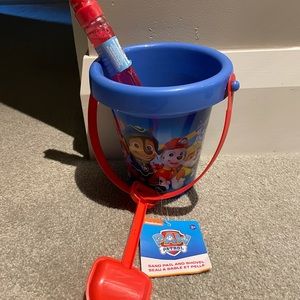 Paw patrol sand bucket, shovel and bubbles